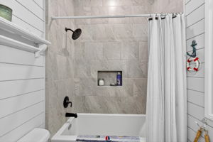  Photo 51