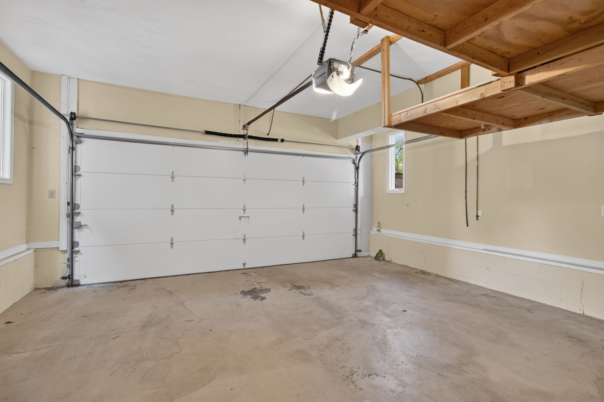  Photo 35