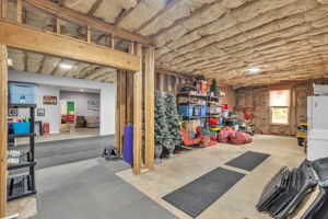  Photo 35
