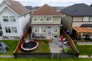  Photo 45