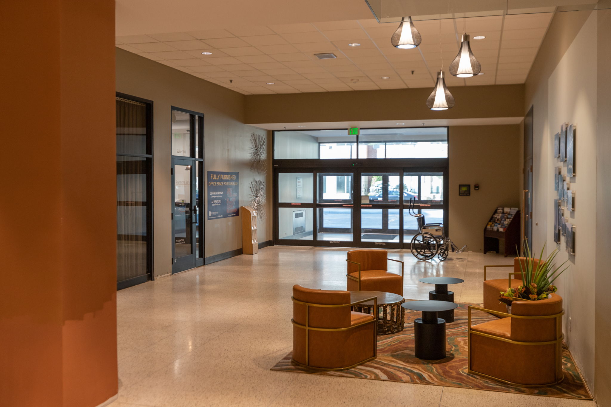 20-print-19-Lobby