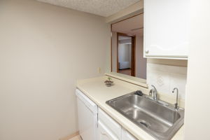 07-Kitchen