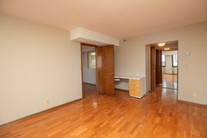 10-Bedroom