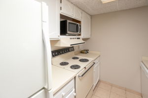 06-Kitchen