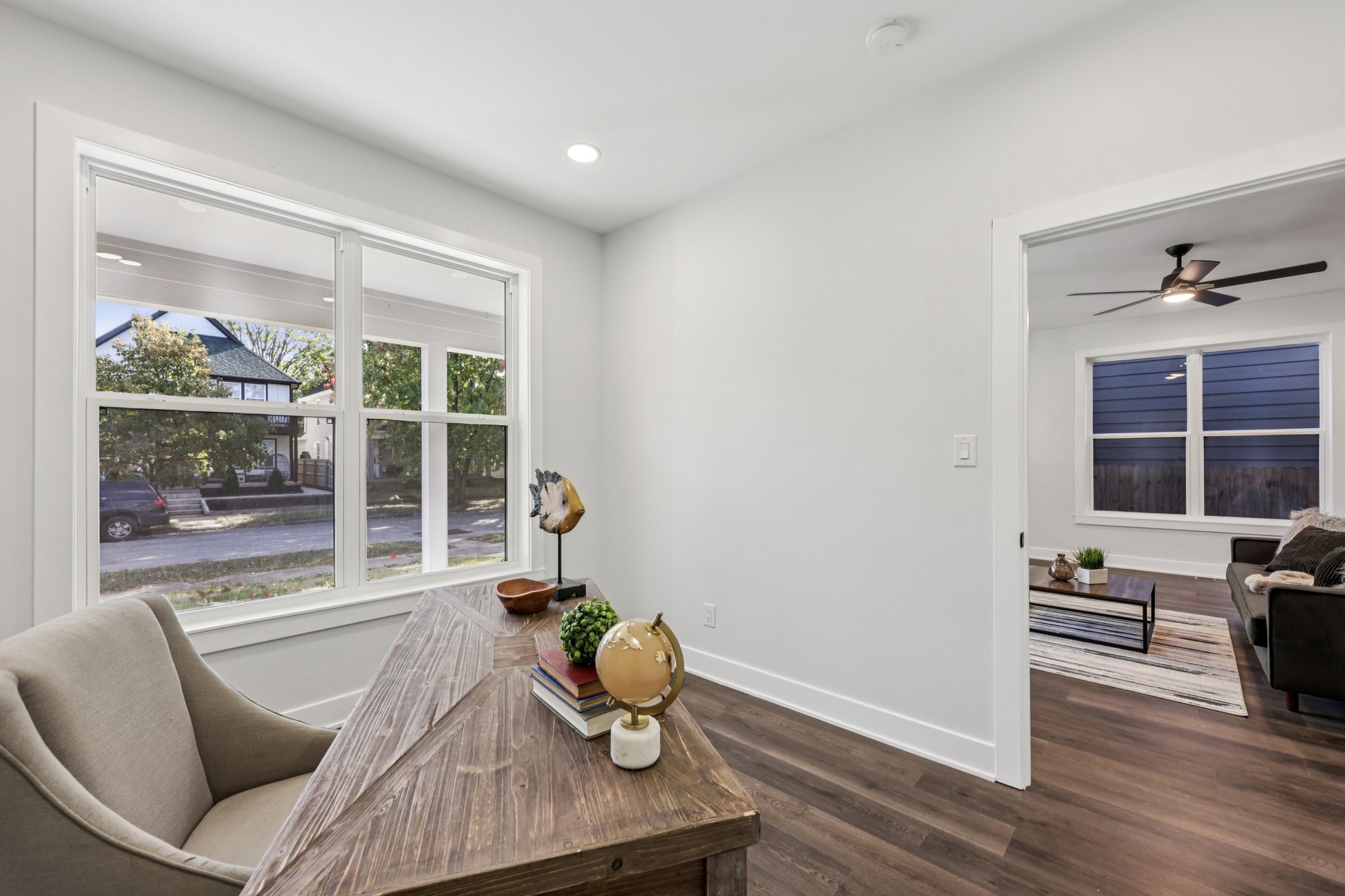 Eastern Ave-S2410-059.jpg