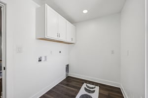 Eastern Ave-S2410-063.jpg