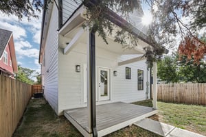 Eastern Ave-S2410-069.jpg