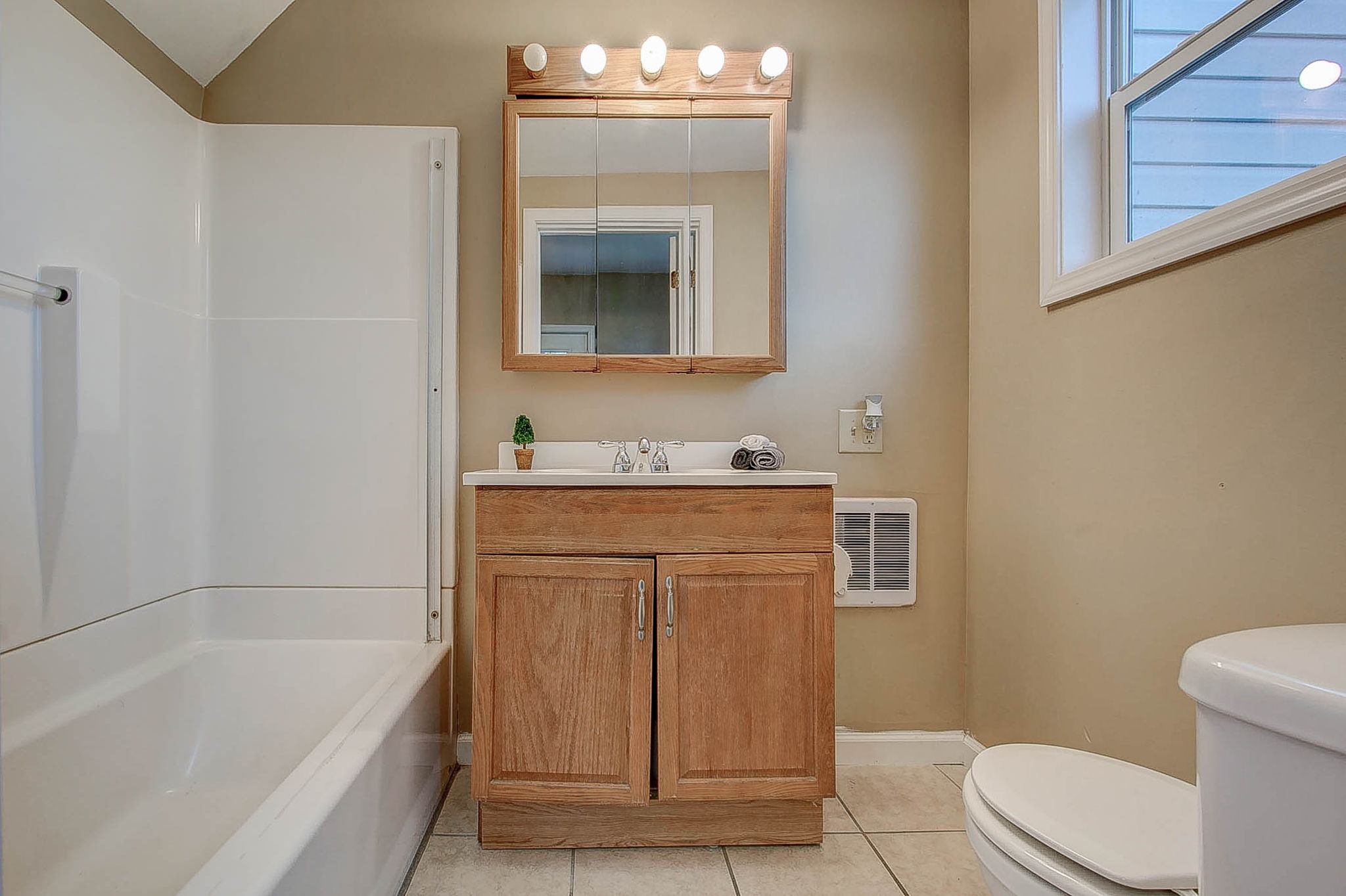 220 Edith Ave, Noblesville, IN 46060, USA Photo 36