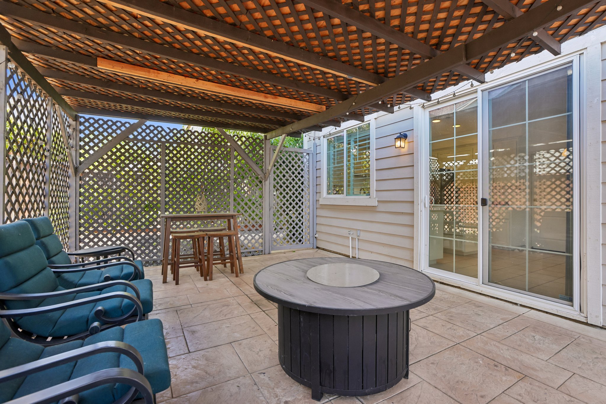 Golden Brook Ln-S1706-040.jpg