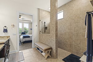  Photo 51