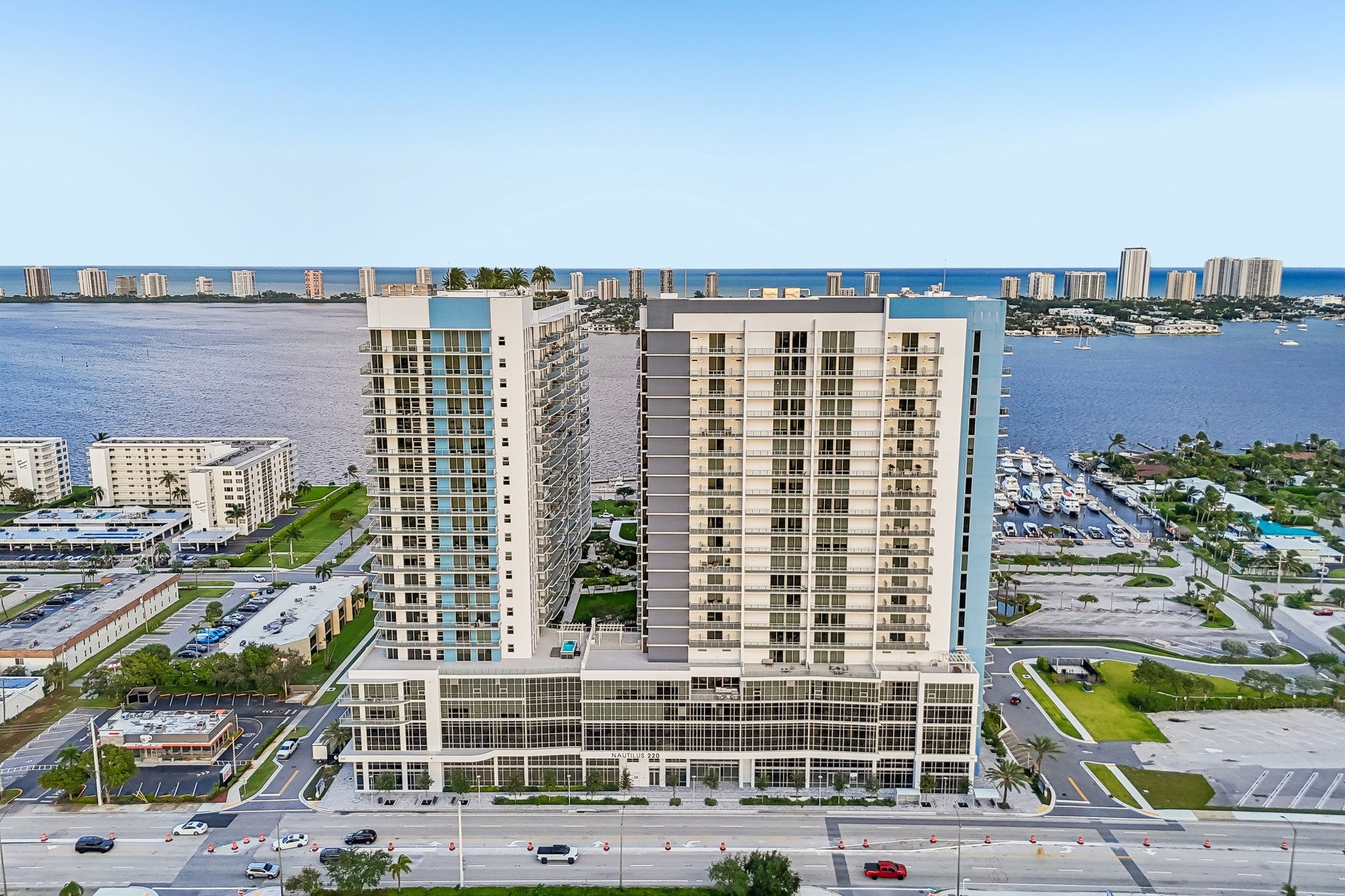 Lake Shore Dr-S2310-037.jpg