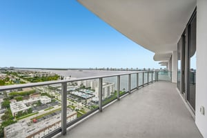 Lake Shore Dr-S2310-028.jpg