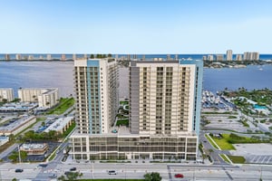 Lake Shore Dr-S2310-037.jpg
