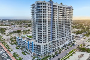 Lake Shore Dr-S2310-038.jpg