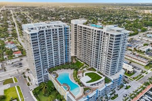 Lake Shore Dr-S2310-041.jpg