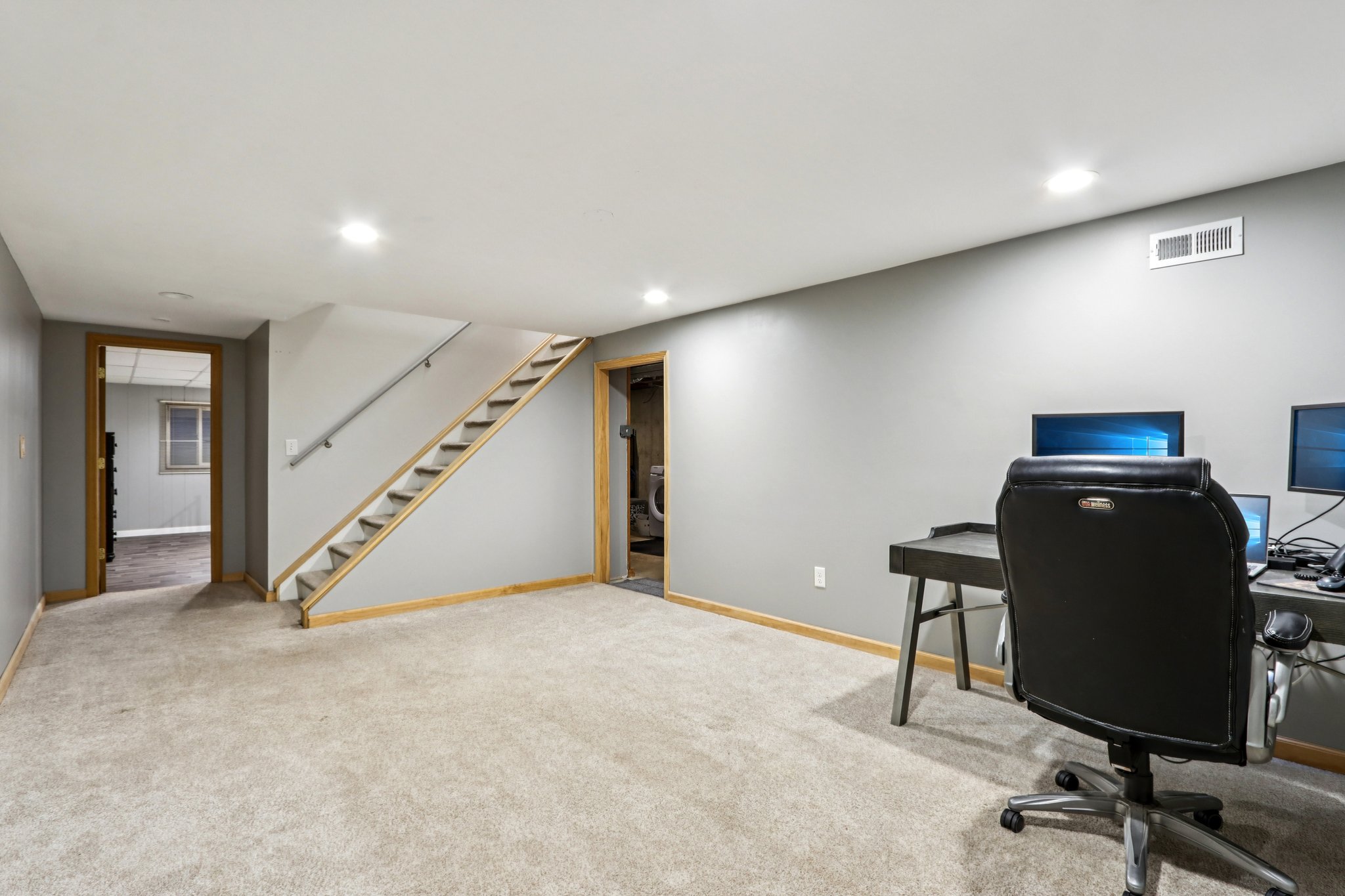 Larchwood Ln-S2411-021.jpg