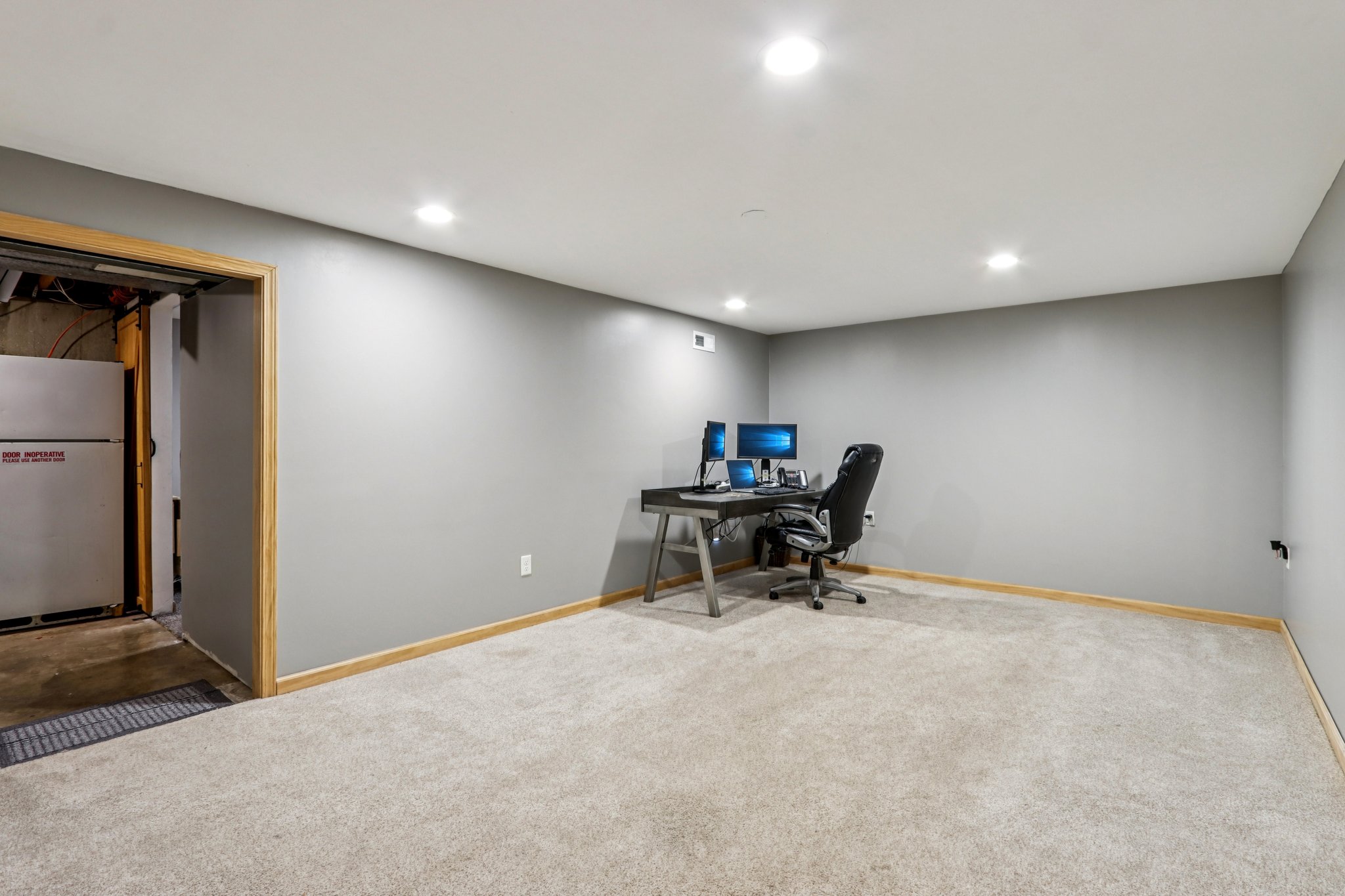 Larchwood Ln-S2411-022.jpg