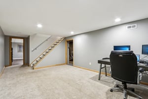 Larchwood Ln-S2411-021.jpg