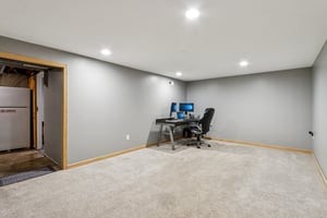 Larchwood Ln-S2411-022.jpg