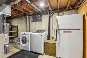 Larchwood Ln-S2411-023.jpg