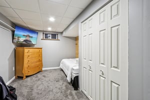 Larchwood Ln-S2411-024.jpg