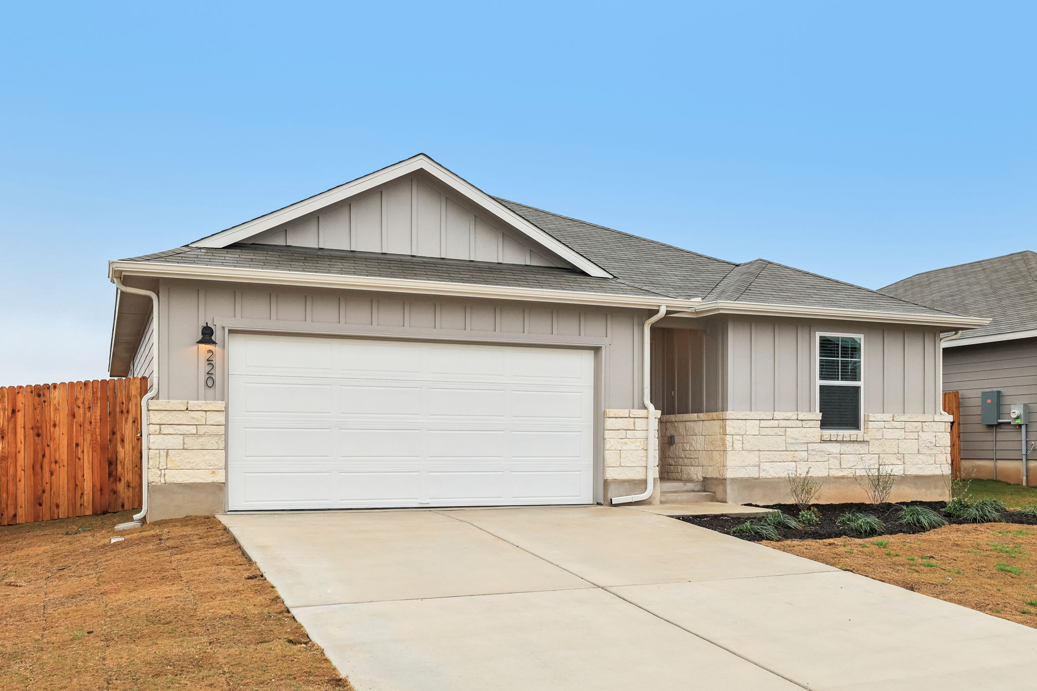 Austin - Eastern Wells - 220 Little Grn Trl, Jarrell, TX 76537 - 002