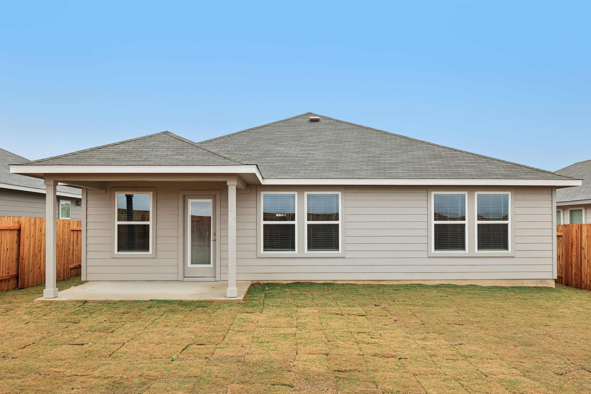 Austin - Eastern Wells - 220 Little Grn Trl, Jarrell, TX 76537 - 034