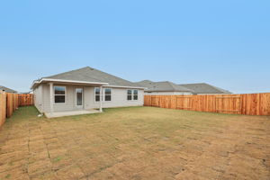 Austin - Eastern Wells - 220 Little Grn Trl, Jarrell, TX 76537 - 033