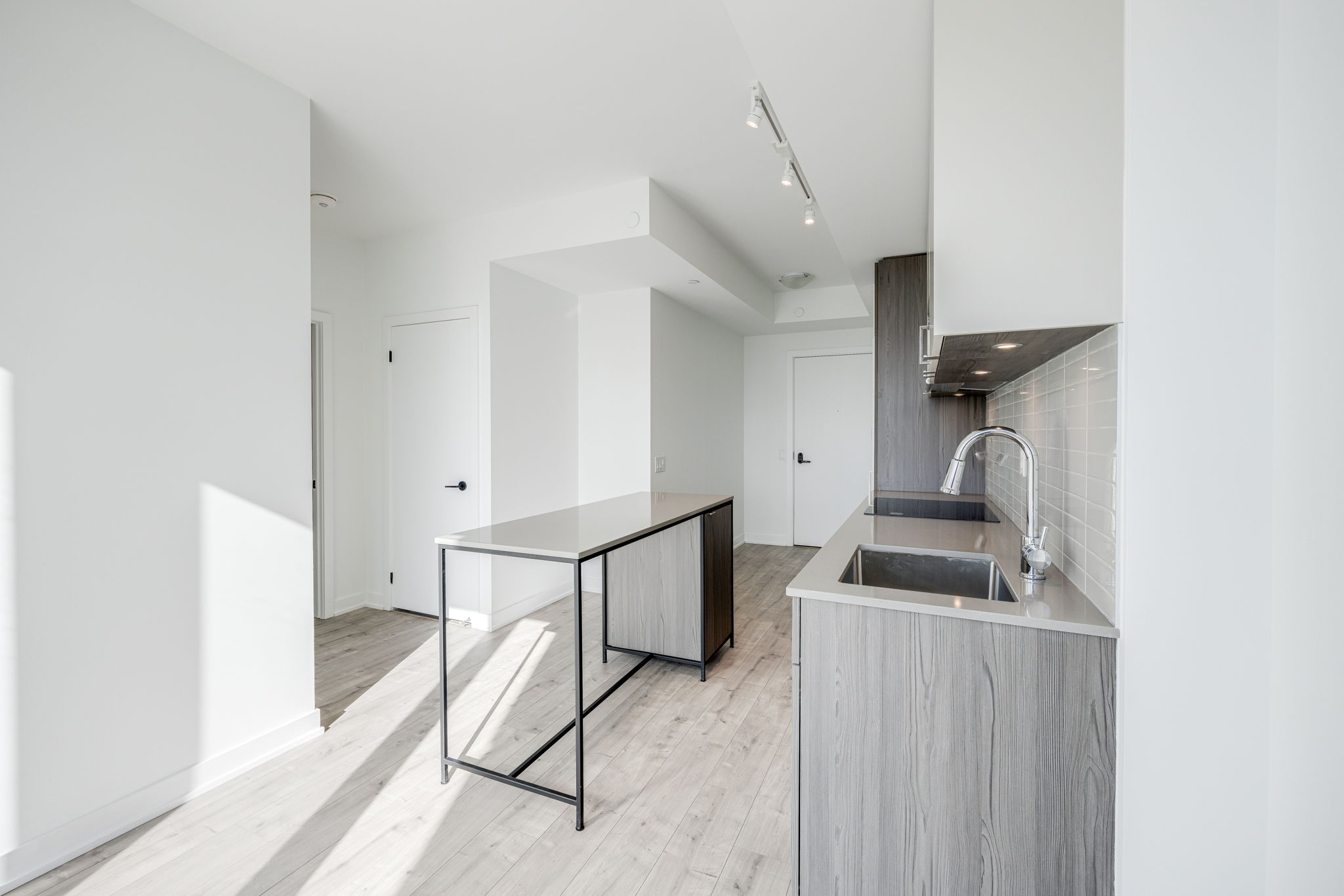 Mississauga property showcase — delivered property photograph 9