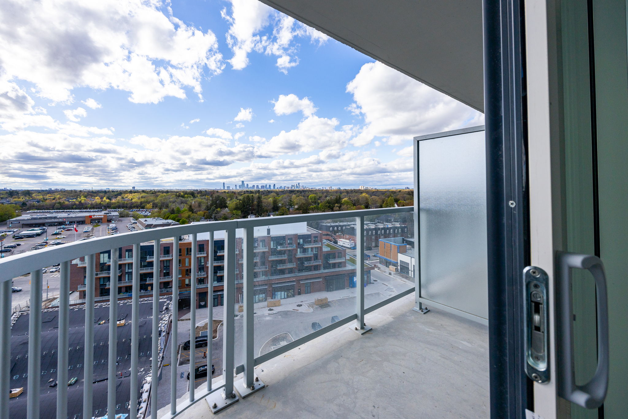 Mississauga property showcase — delivered property photograph 17