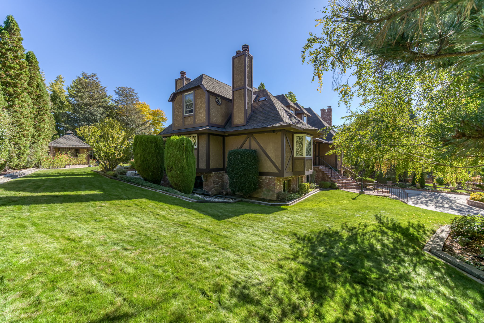 220 Moore Ln, Reno, NV 89509, USA Photo 21