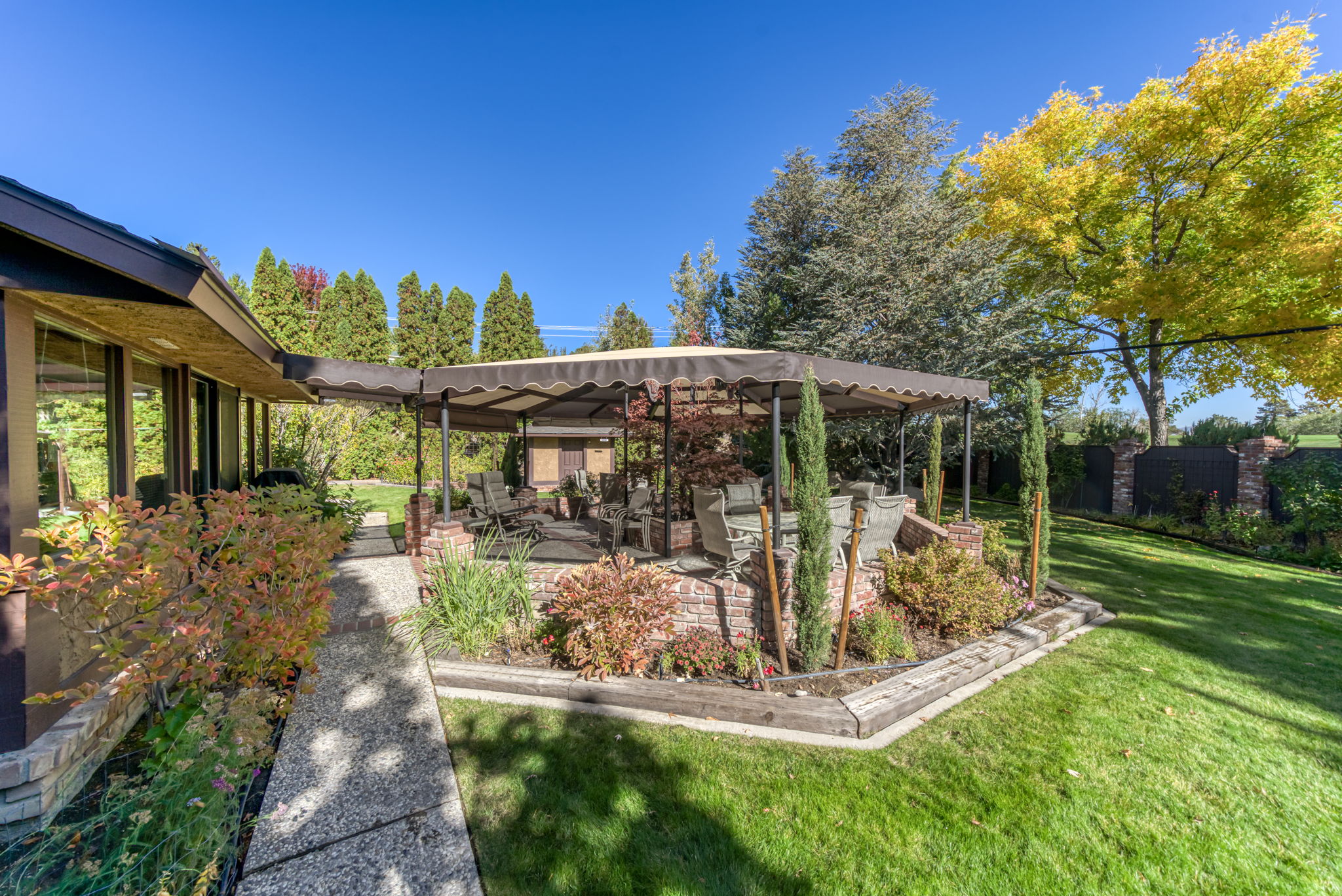 220 Moore Ln, Reno, NV 89509, USA Photo 10