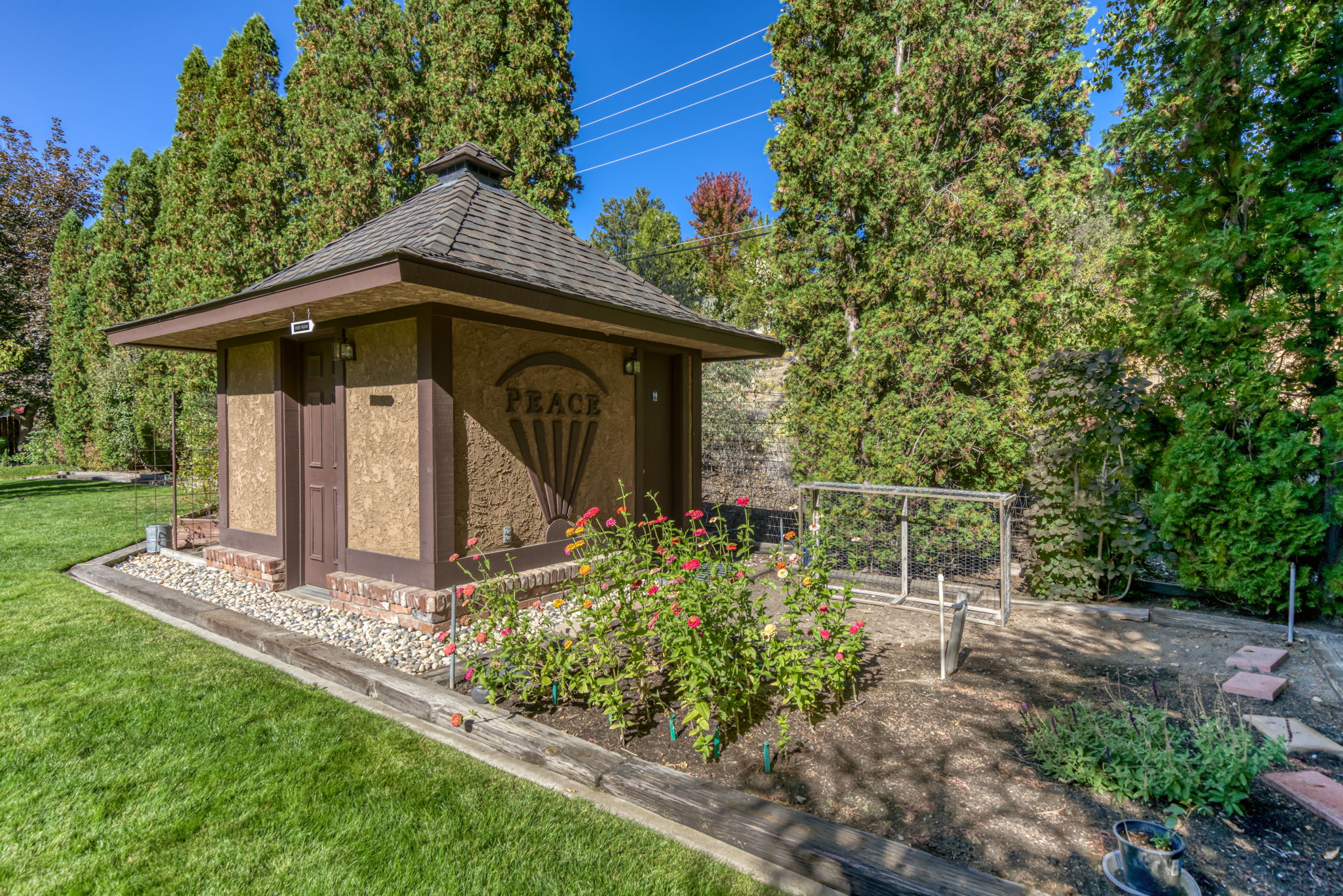 220 Moore Ln, Reno, NV 89509, USA Photo 16