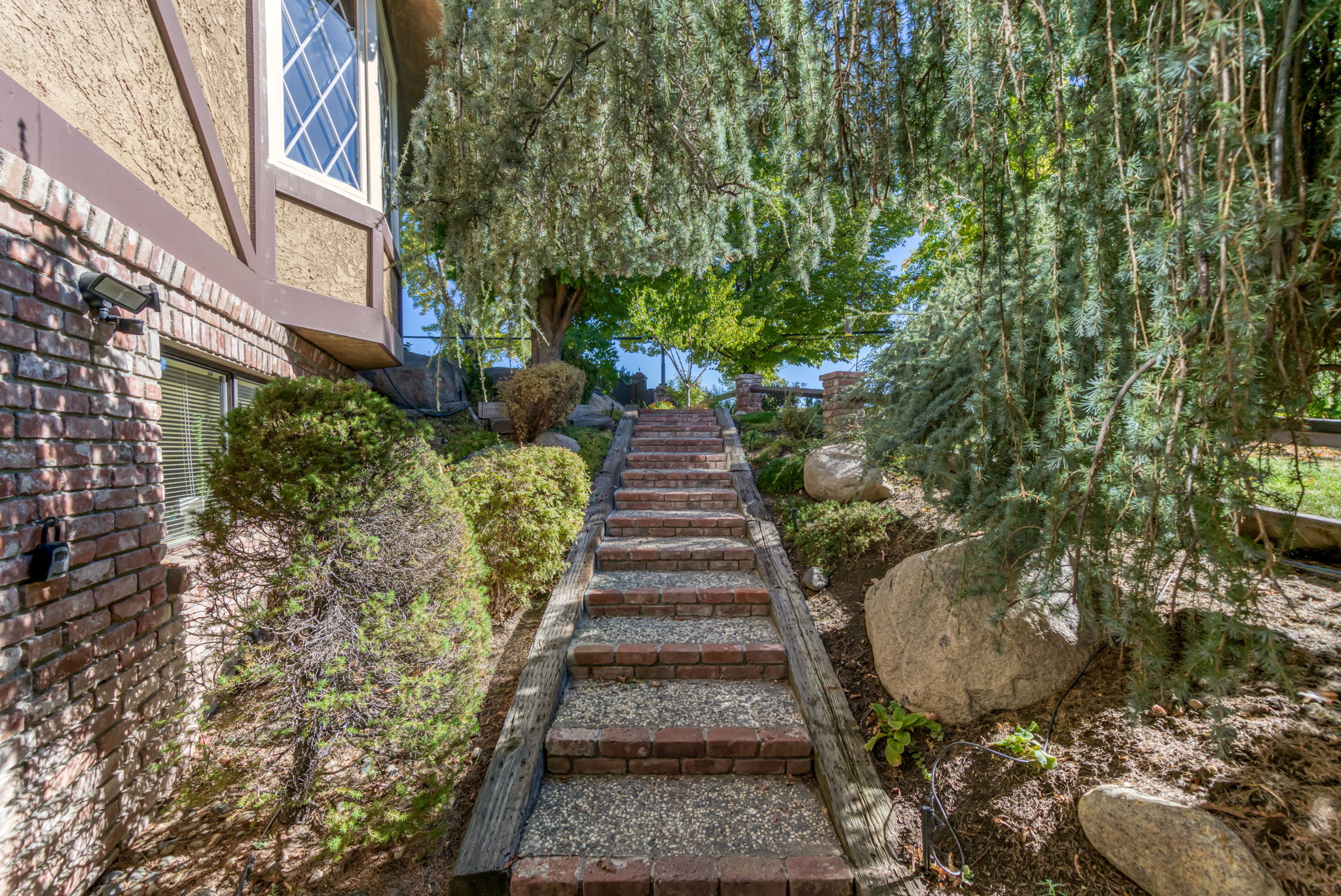 220 Moore Ln, Reno, NV 89509, USA Photo 25