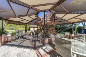 220 Moore Ln, Reno, NV 89509, USA Photo 11