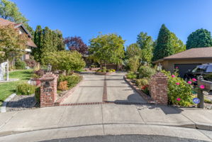 220 Moore Ln, Reno, NV 89509, USA Photo 0