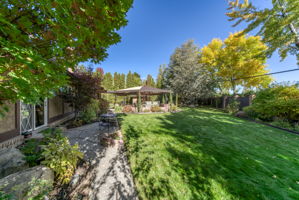 220 Moore Ln, Reno, NV 89509, USA Photo 7