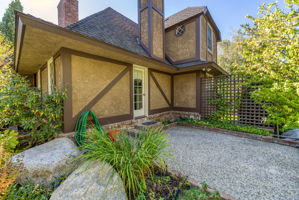 220 Moore Ln, Reno, NV 89509, USA Photo 18