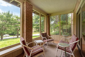 Lower Level Screened Porch