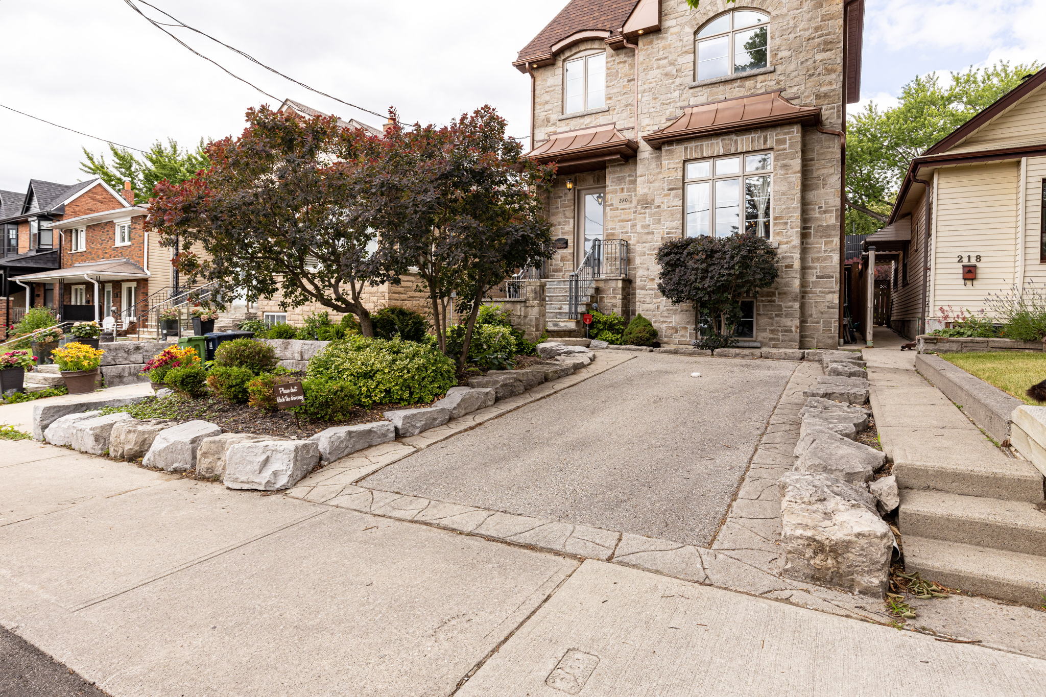 Toronto property showcase — delivered property photograph 4