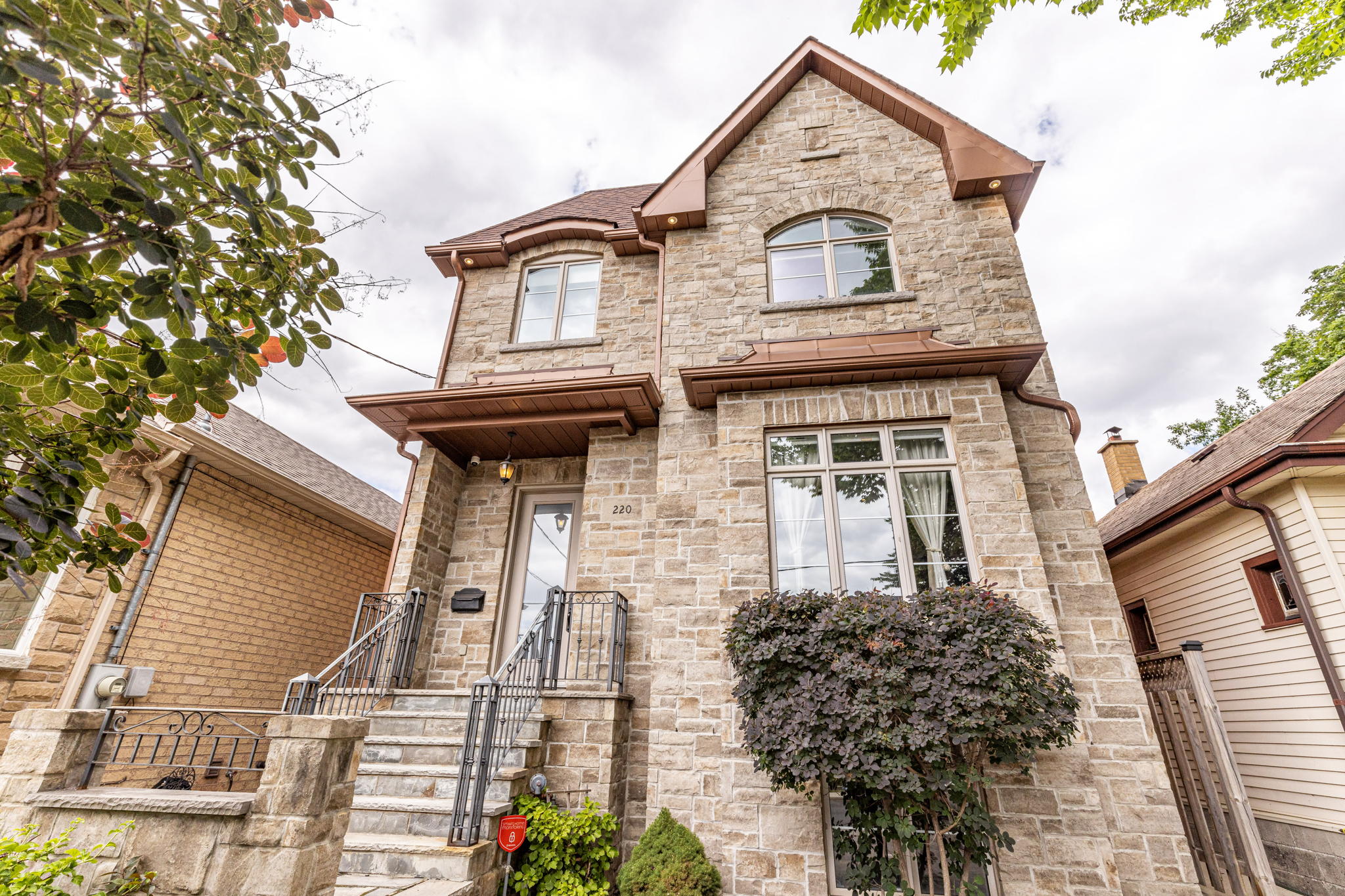 Toronto property showcase — delivered property photograph 2