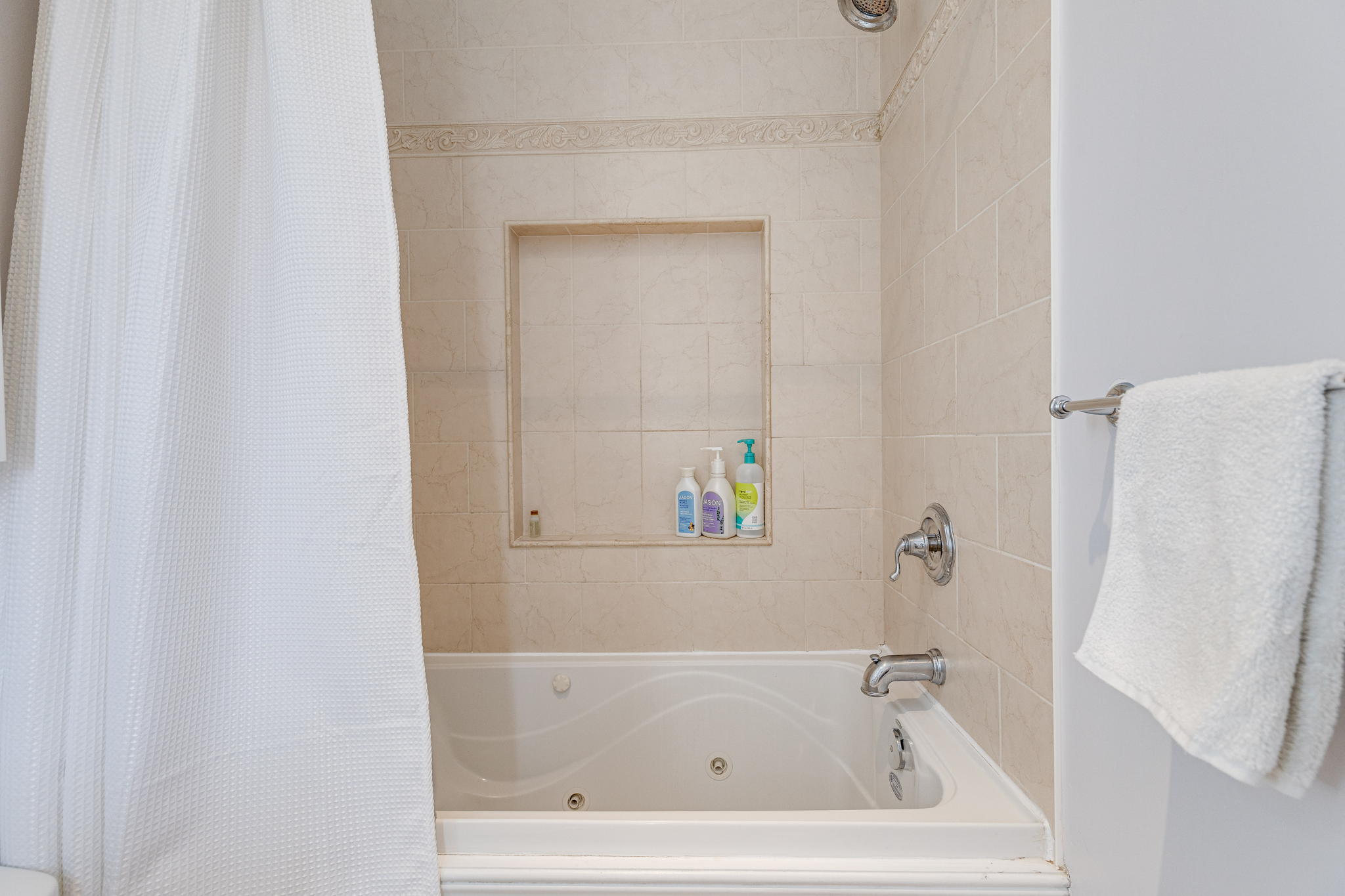 Toronto property showcase — delivered property photograph 28