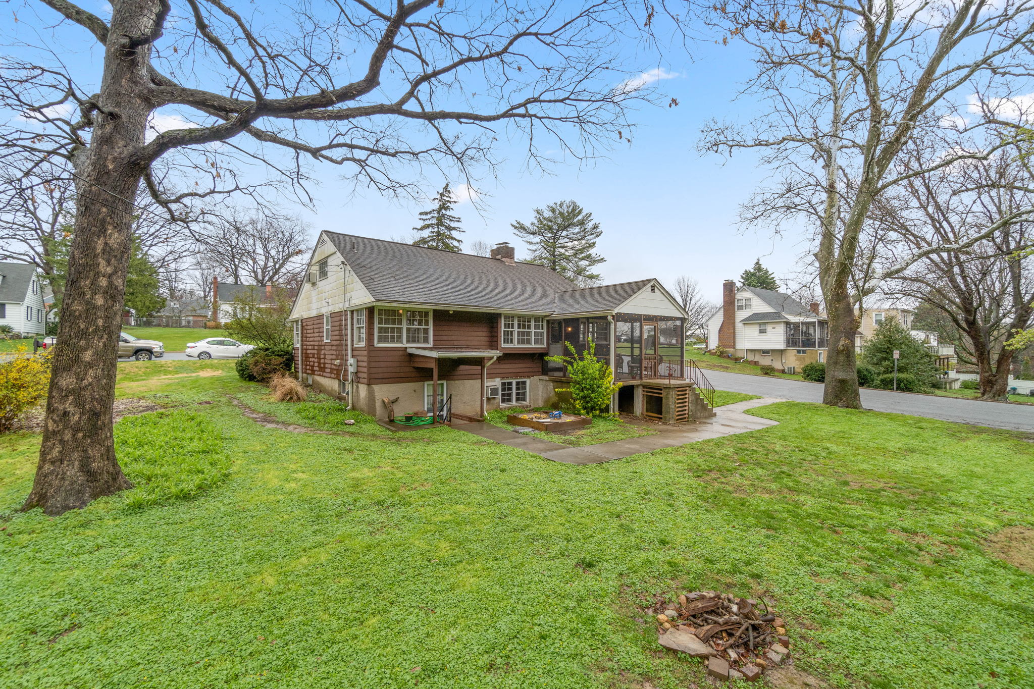 220 Sycamore Rd, Linthicum Heights, MD 21090, USA Photo 48