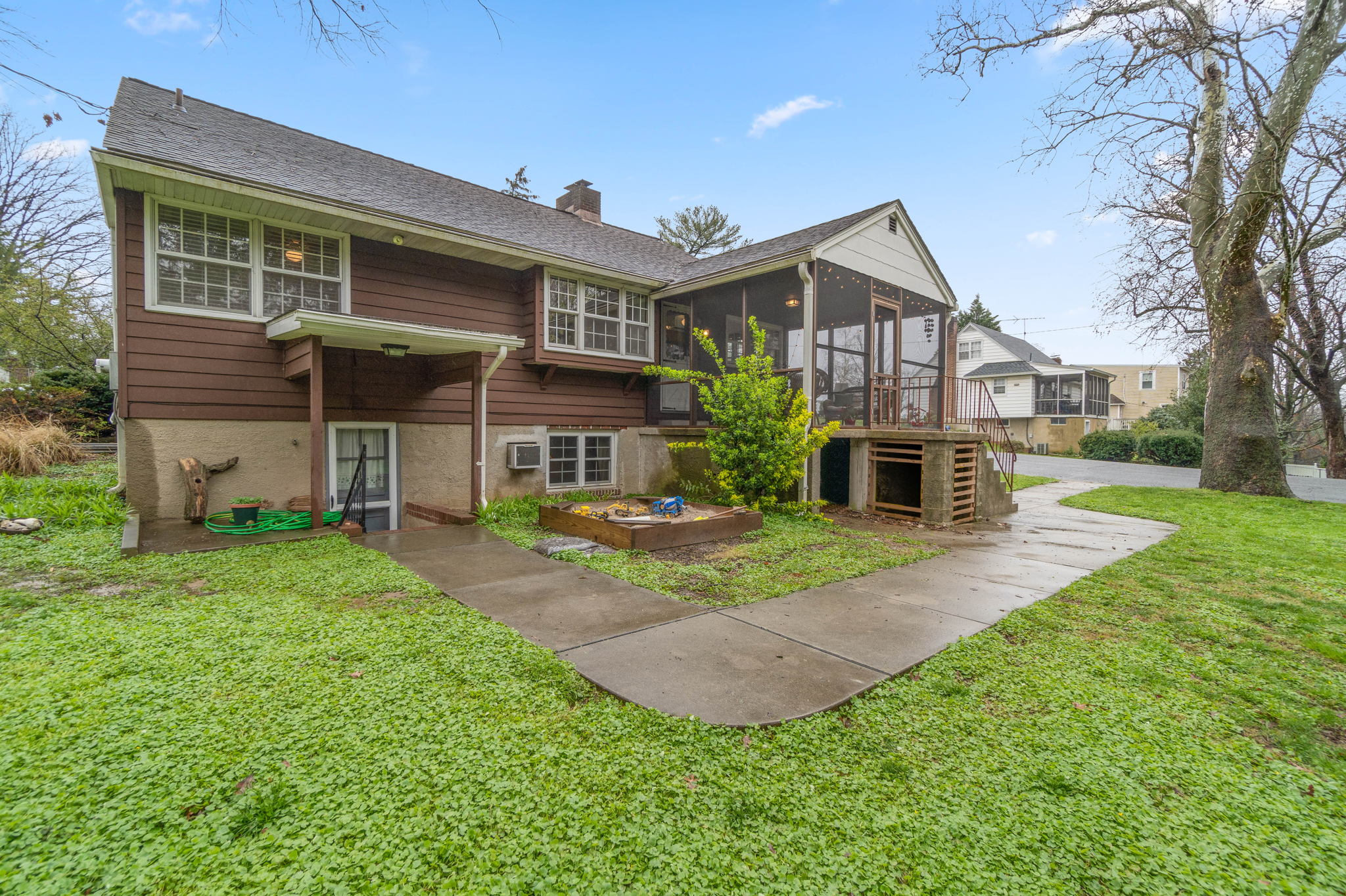 220 Sycamore Rd, Linthicum Heights, MD 21090, USA Photo 49