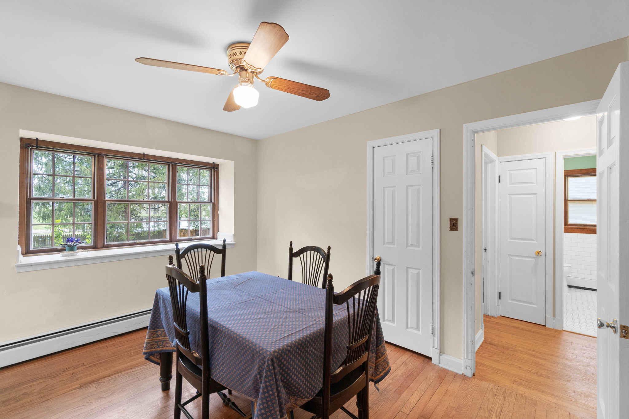 220 Sycamore Rd, Linthicum Heights, MD 21090, USA Photo 13