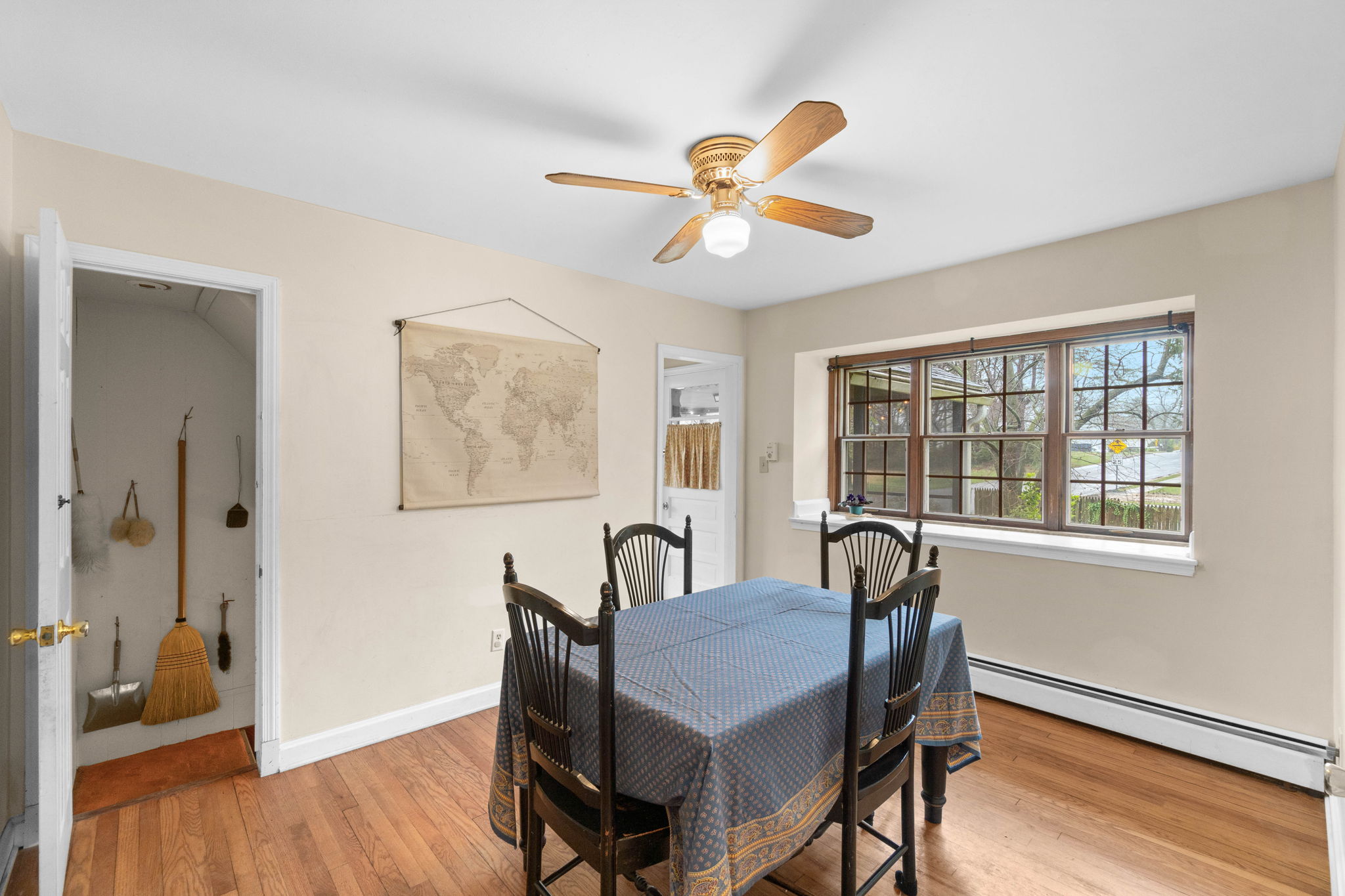 220 Sycamore Rd, Linthicum Heights, MD 21090, USA Photo 14