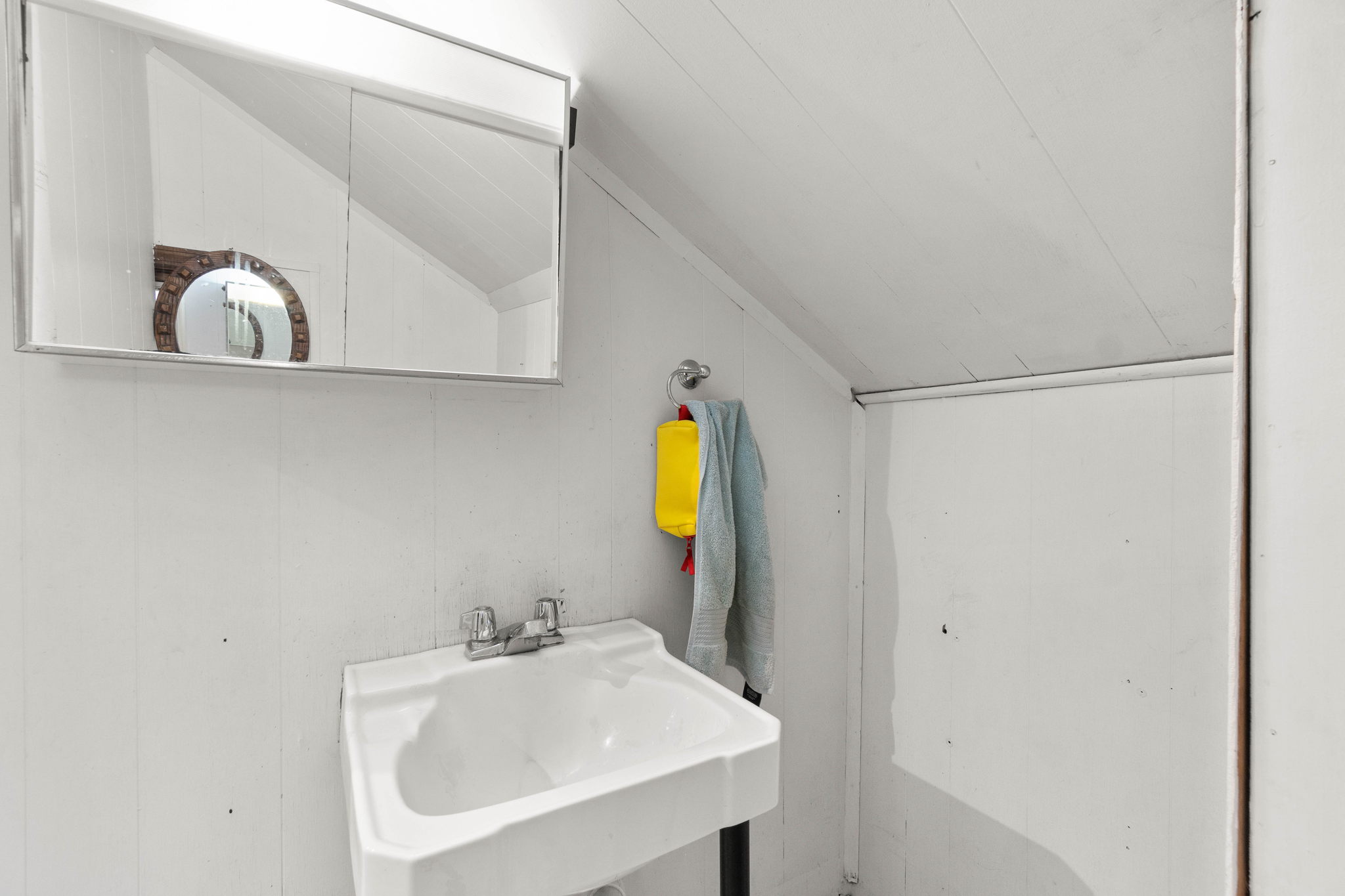 220 Sycamore Rd, Linthicum Heights, MD 21090, USA Photo 36