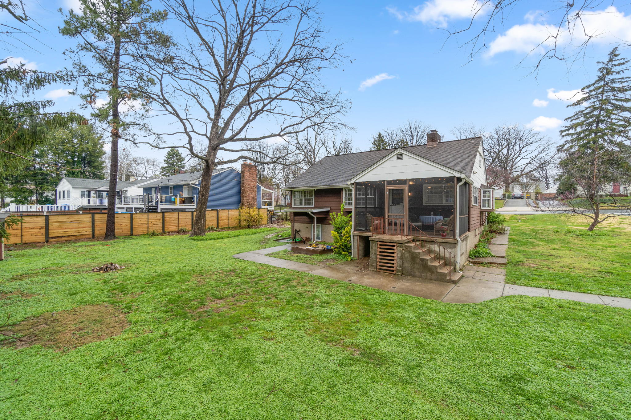 220 Sycamore Rd, Linthicum Heights, MD 21090, USA Photo 47