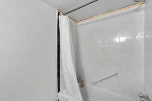 220 Sycamore Rd, Linthicum Heights, MD 21090, USA Photo 37