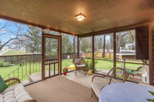 220 Sycamore Rd, Linthicum Heights, MD 21090, USA Photo 25